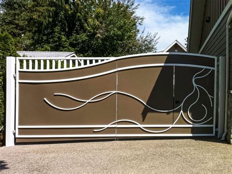 custom aluminum fabrication kelowna|metal railings in Kelowna.